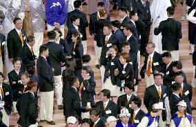 S., N. Korean delegates chat after marching together